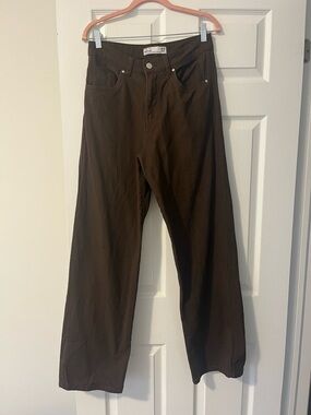 refuge Wide-Leg Corduroy Pants in Brown